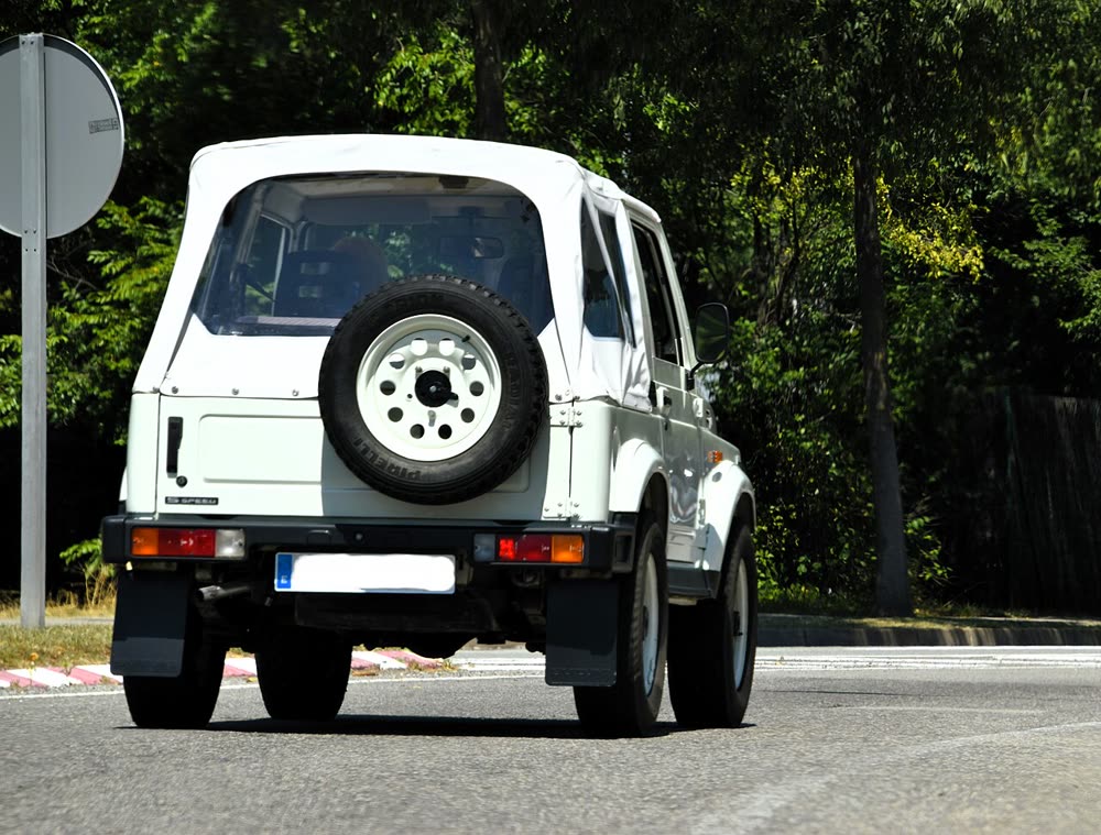 Suzuki Samurai Jeep rental car