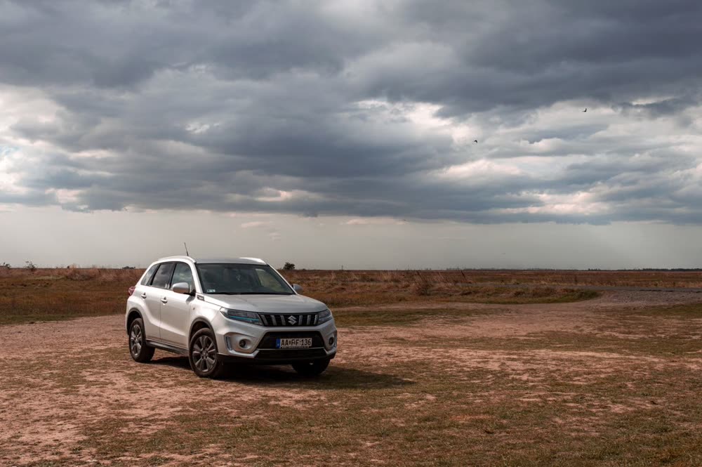 Suzuki Vitara rental car